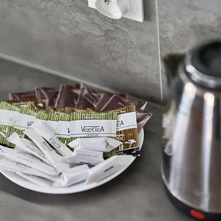 Tawryczewskiego By Renters Apartment *