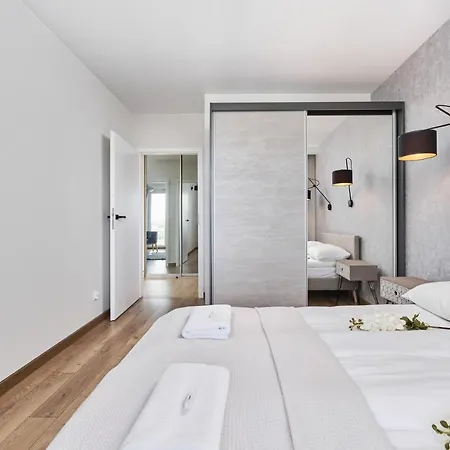 Appartamento Tawryczewskiego By Renters *